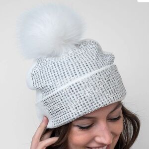 NWT Adrienne Landau White Beanie Hat/Beanie Silver Crystals Faux Fur Pom Pom OS